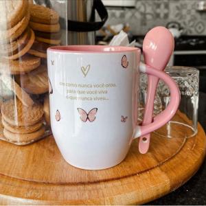 Caneca com colher 000ml Porcelana Termosensível 96x150mm Preta Fosco Sublimação  