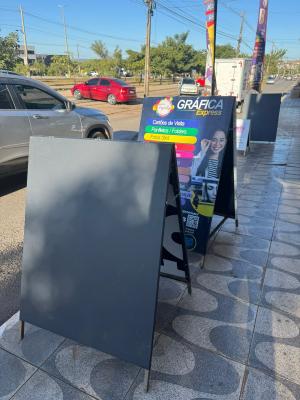 CARVALETE PESONALIZADOS 70X100 METALO 20X20 LONNA 440G 70X100 4x4 IMPRESSÃO EM LONNAS 440G ACABAMENTO EM LONNA 